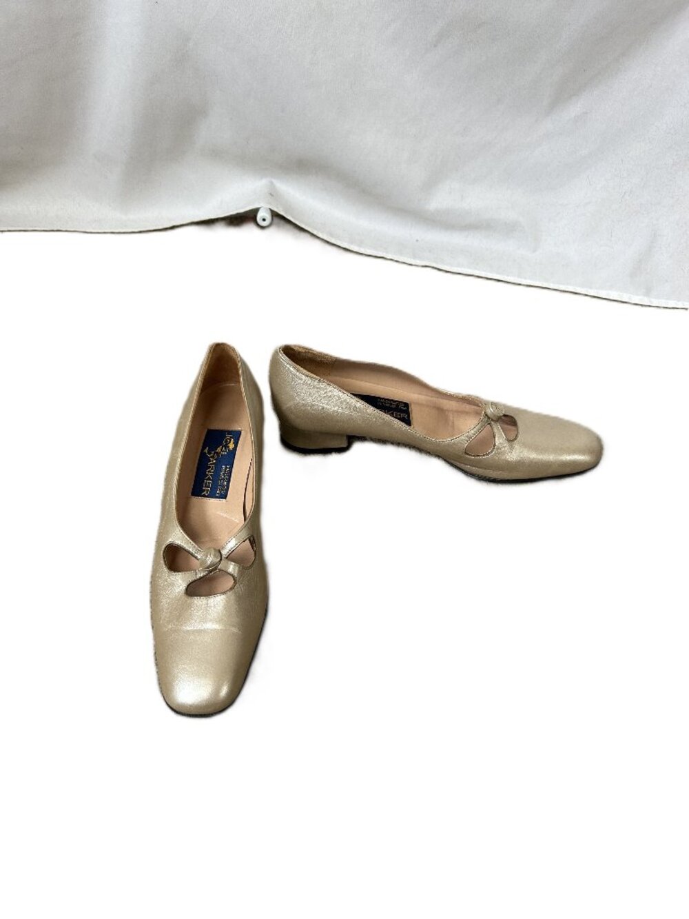 Joel Parker Gold Vintage Pumps 6 60s 70s